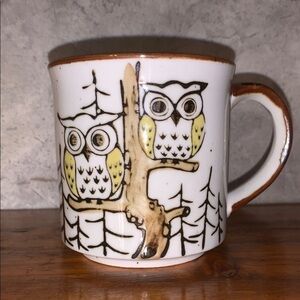 Vintage Stoneware Owl Design Ceramic Mug - White and Brown